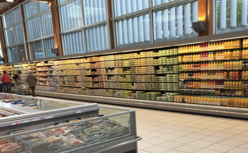 Les TS1M2 visitent le Centre Leclerc