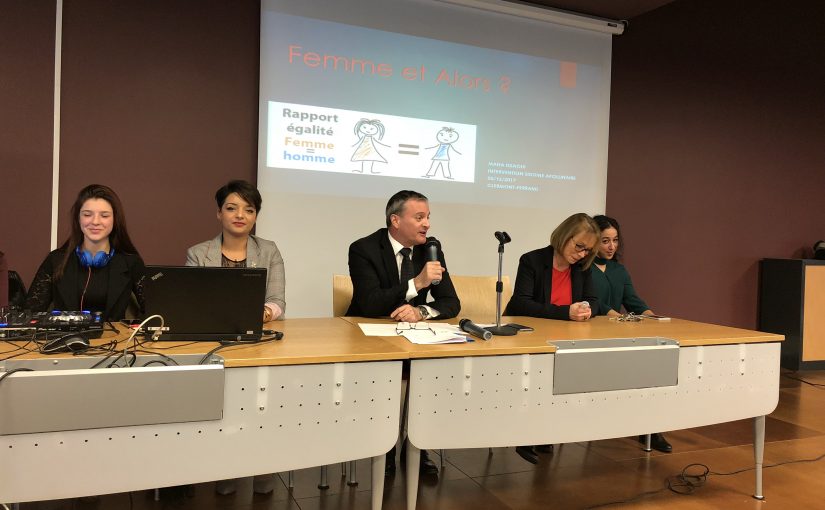 Filles, osons la réussite dans les sciences