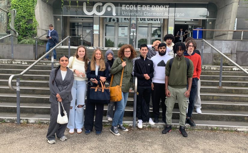 Journée nationale d’accès au droit : les STMG2 à l’écoute de l’enfance en guerre