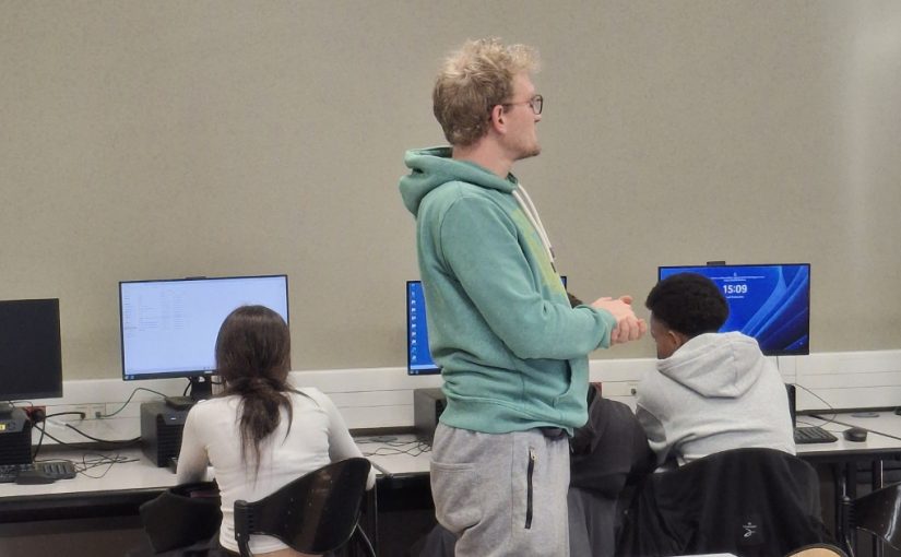 L’intelligence artificielle peut-elle remplacer un journaliste ?